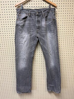 Mens Distressed Gray Levis 501 XX 33x32 irregular Denim Jeans