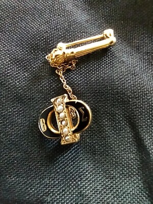 Vintage Beta Sigma Phi ΒΣΦ Enameled Gold Tone and Seed Pearl Sorority Lapel Pin