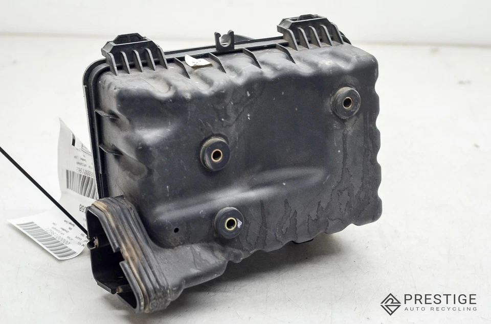 2004-2006 KIA SPECTRA AIR CLEANER OEM - Image 4 of 4