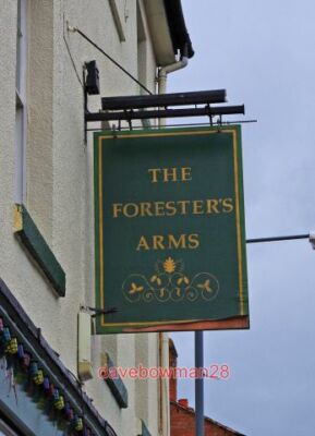 FOTO DIE WAPPEN DES FÖRSTERS (2) - SCHILD 47 CROMPTON STREET WARWICK EINE ZIEMLICH HÄUFIGE