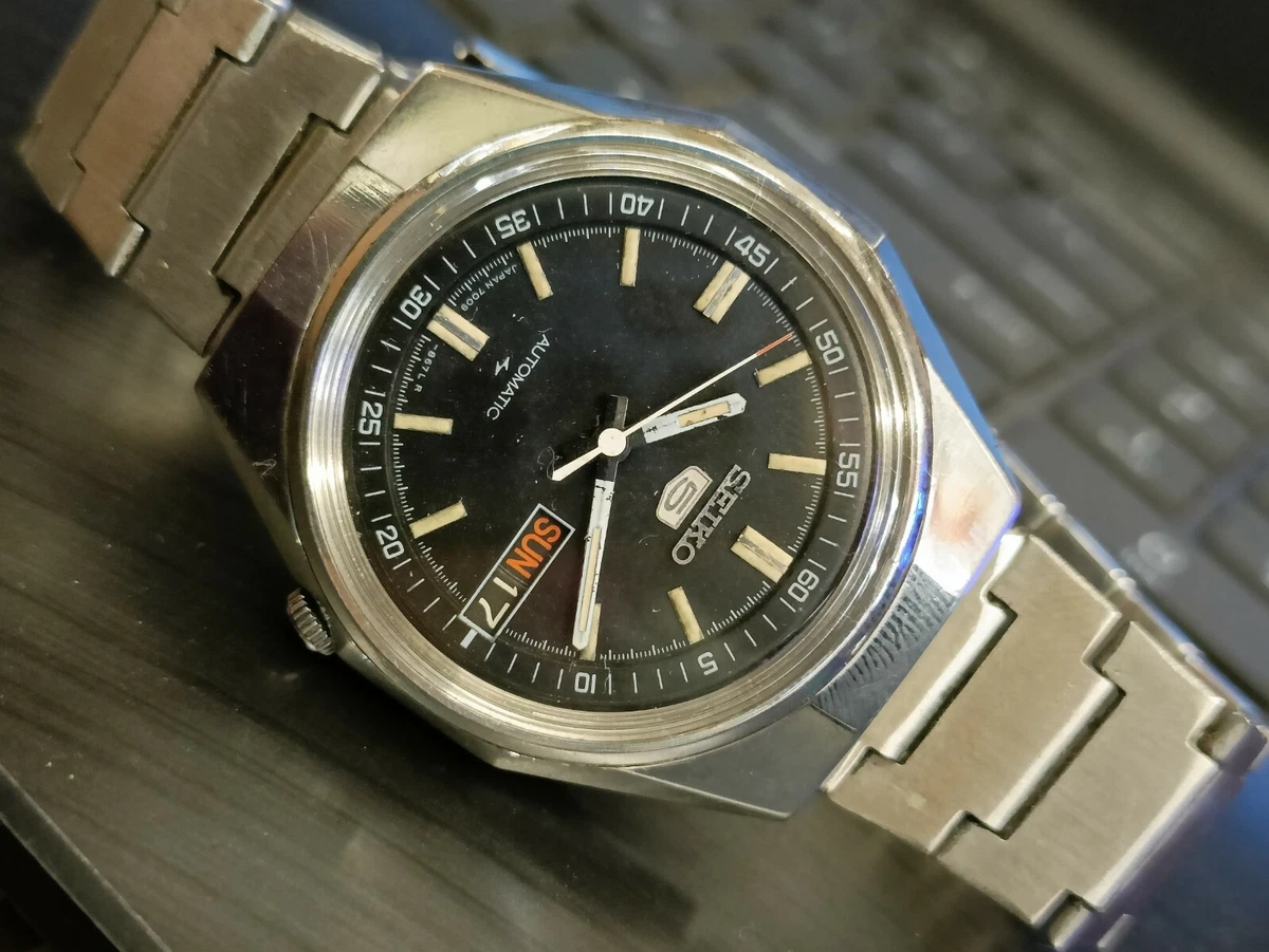 Authentic Seiko Automatic Men s Day Date 7009 8460 Cal. Beautiful