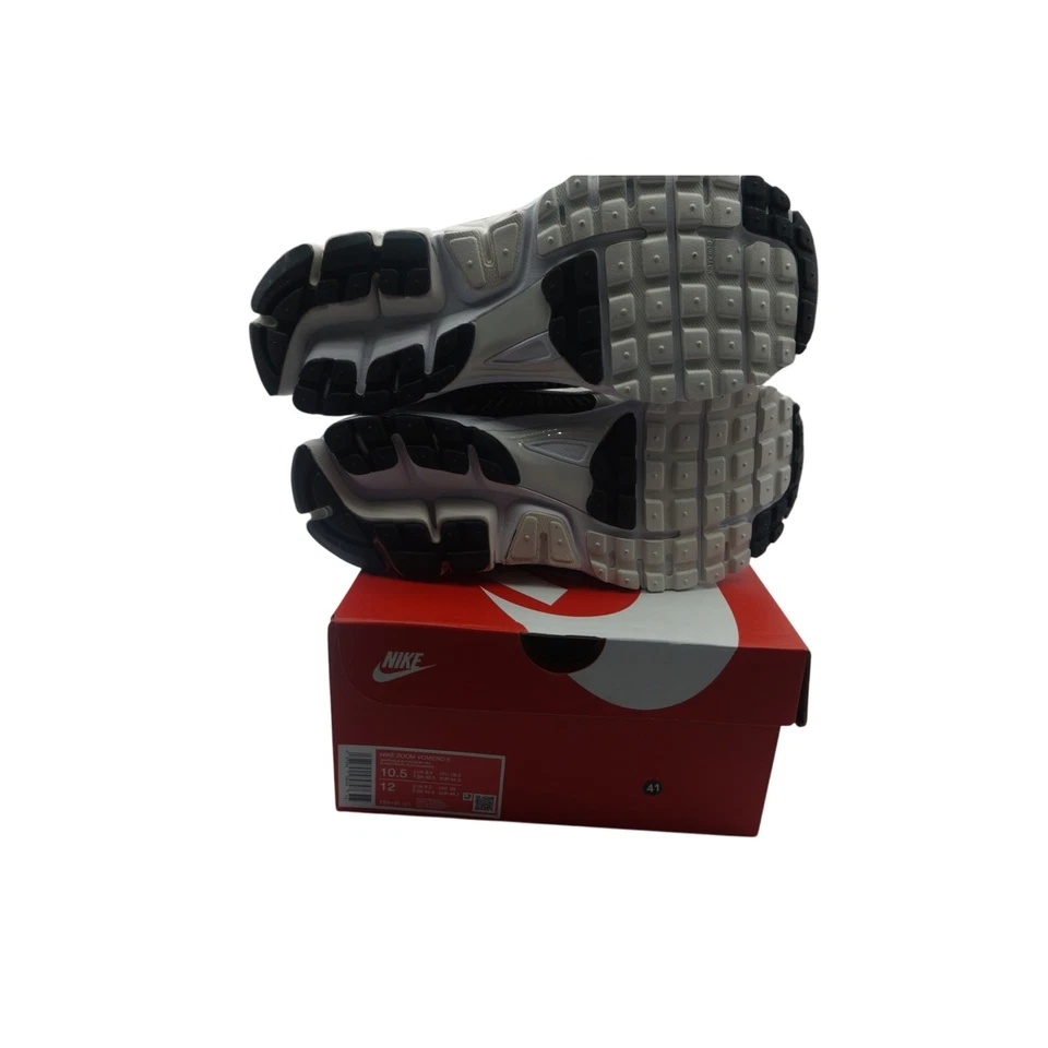 talla 10,5 m NIKE ZOOM VOMERO 5 STOCK MUERTO Foto 4 de 4