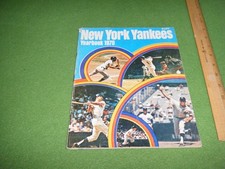 1970 New York Yankees Yearbook-THURMAN MUNSON'S Rookie Season with foldout