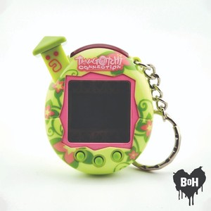 Tamagotchi Familitchi 2004 V5 Vert Occasion Animal De