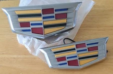 GM OEM New Car Take Off  2025 Cadillac Escalade front light& rear Crest emblems 