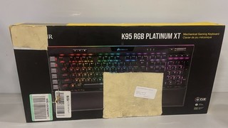 Corsair K95RGB Platnum XT Keyboard