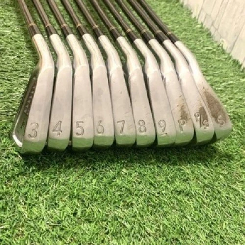 Bridgestone TOURSTAGE V3000 Iron Set 10pcs 3-SW FCI-09 Carbon Flex S Left-Handed - Image 2 of 4