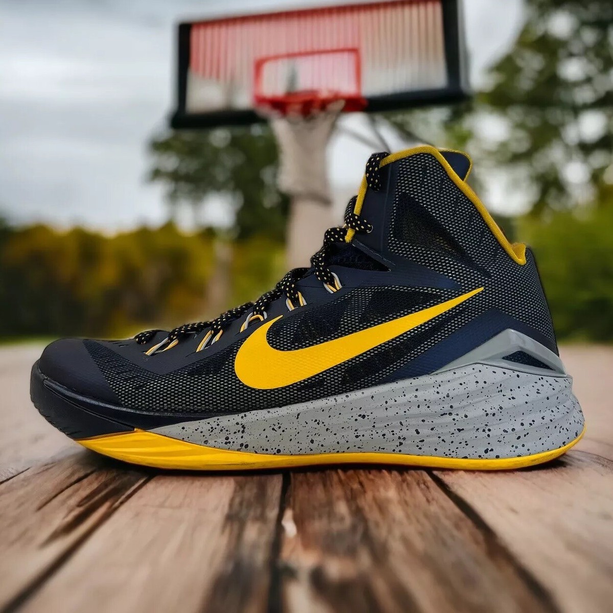 希少 NIKE HYPERDUNK 2014 Paul e 28㎝ NIKE HYPERDUNK 2014 PAUL GEORGE PE PACERS NAVY BLUE GOLD