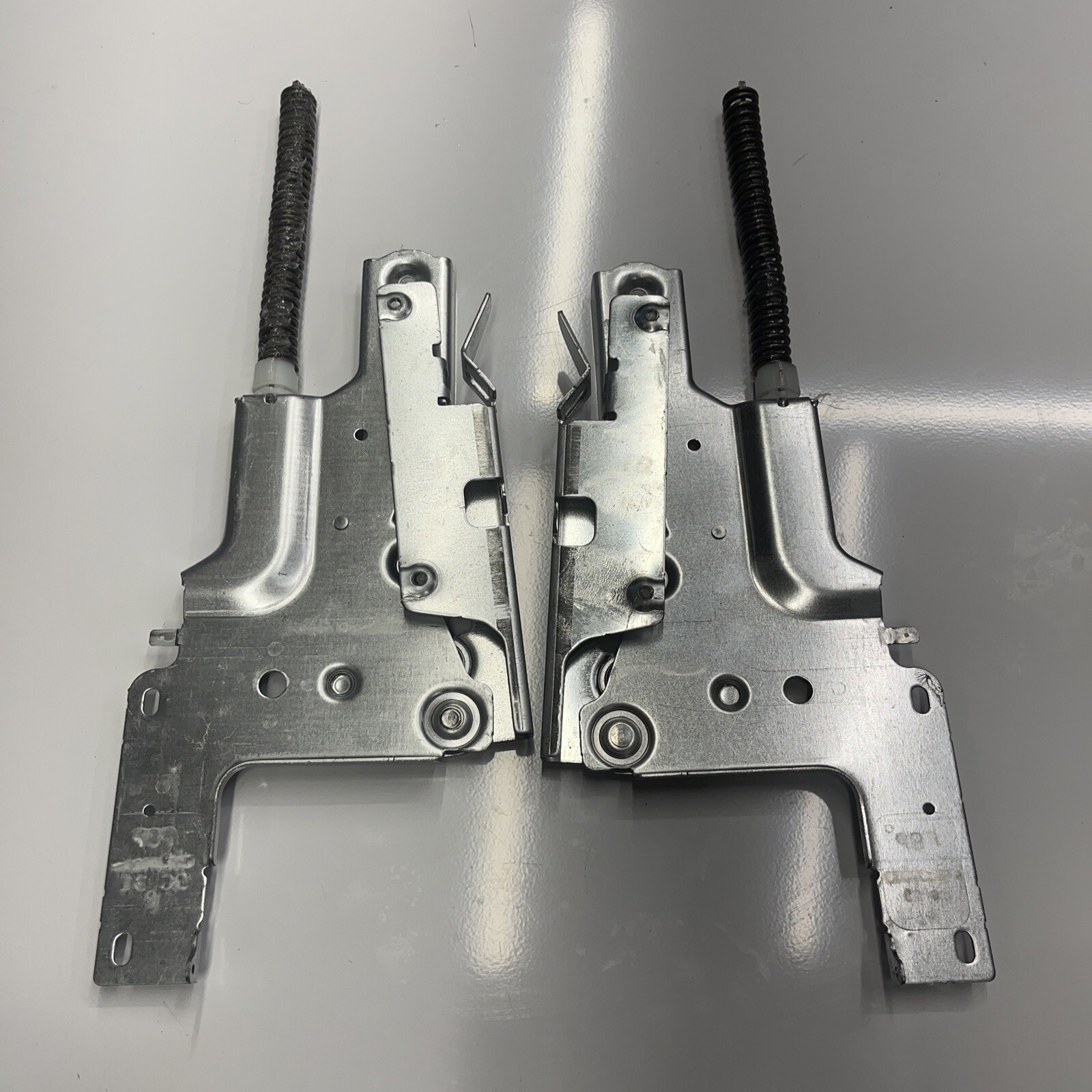 (Set of 2) OEM KitchenAid W10920230 W10920232 Dishwasher Door Hinges eBay