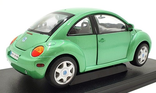Welly 1/18 scale Diecast 9846GR - VW New Beetle - Green - Picture 2 of 5