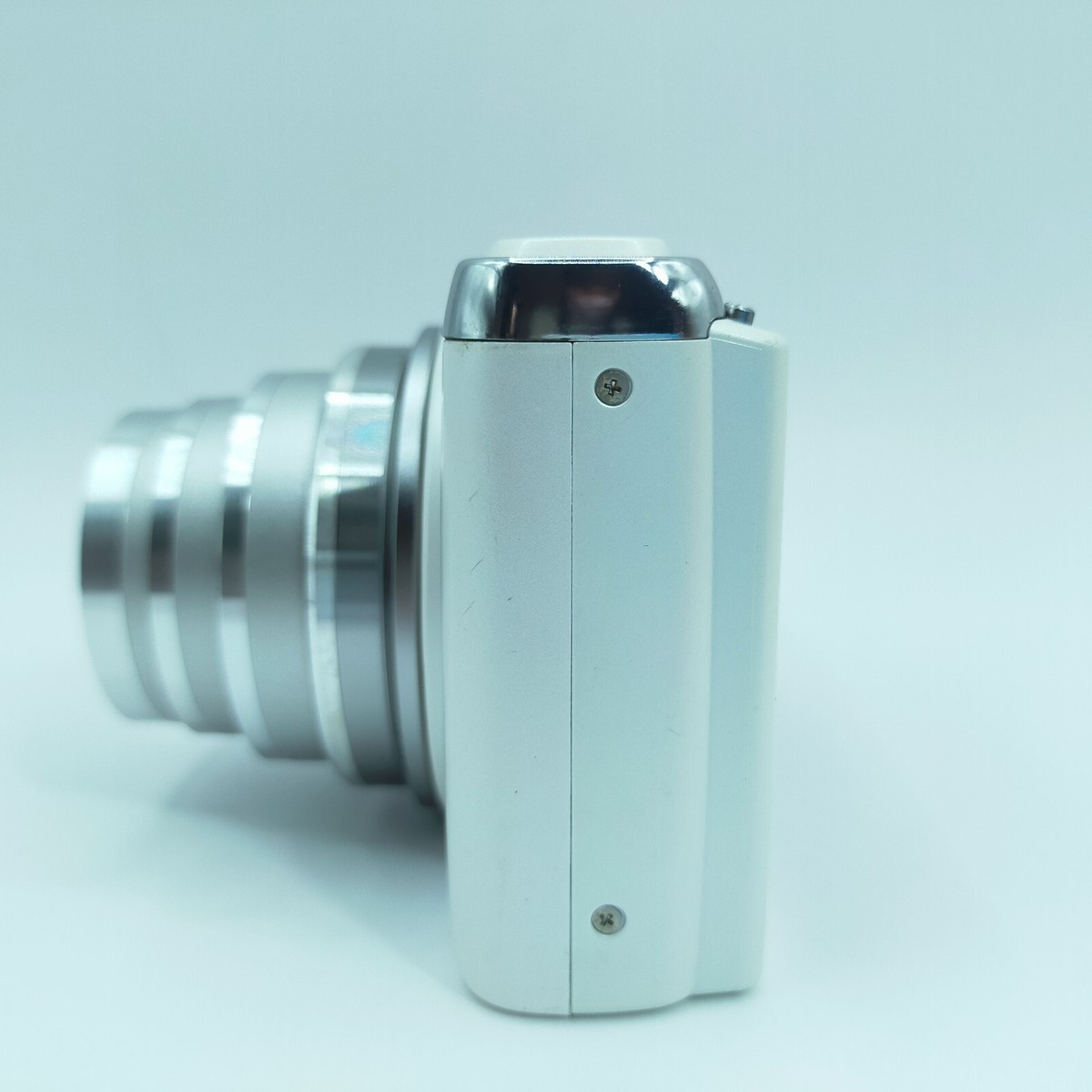 OLYMPUS - 超美品 SH-60 STYLUS ホワイト  M666 Olympus Stylus SH-60 Point & Shoot digital camera *White