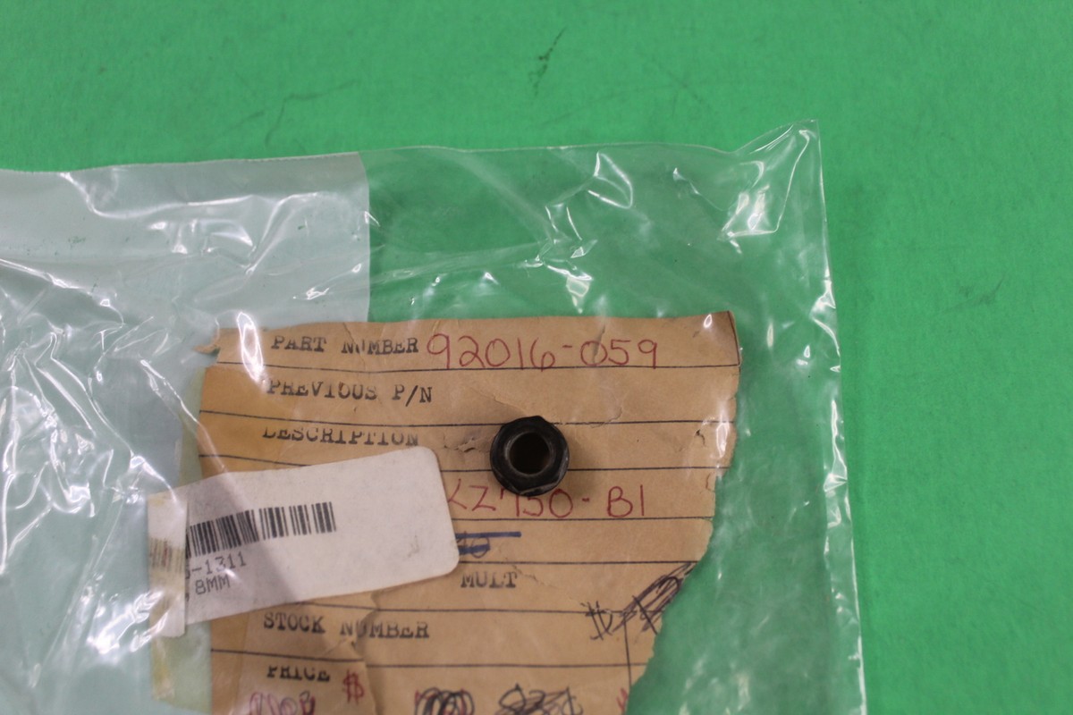 なっつ NOS KAWASAKI 1974-83 KZ ZX KZ1300 KZ750 KZ650 CONNECTING RUD NUT