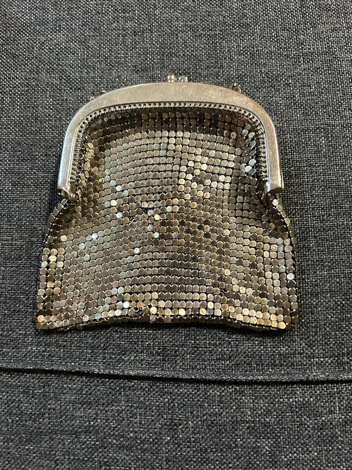 Vintage Whiting & Davis Mesh Clutch & Flapper Purse Gold & Silver Tone Lot!!! - Image 2 of 4