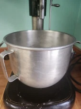 Vintage KitchenAid Hobart 5 Qt. Tin Steel Bowl, 5 Quart N50, Model G & K5-A EUC