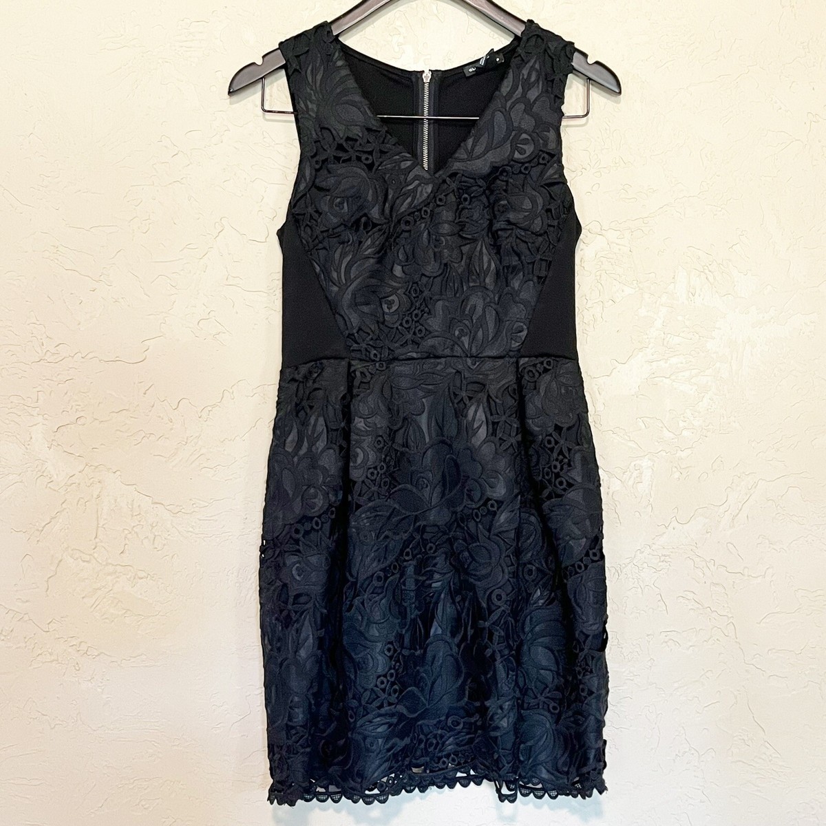 Club Monaco Lace Mini Dress Black 0 Club Monaco Lace Mini Dress Black 0