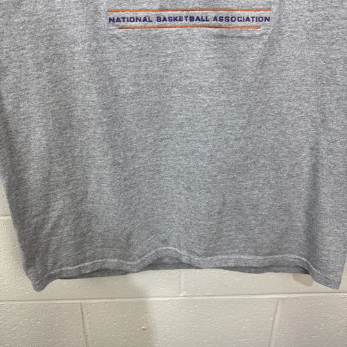 Vintage Phoenix Suns NBA Men’s Gray Embroidered T Shirt Size XL Y2K Lee Sport - Picture 8 of 15