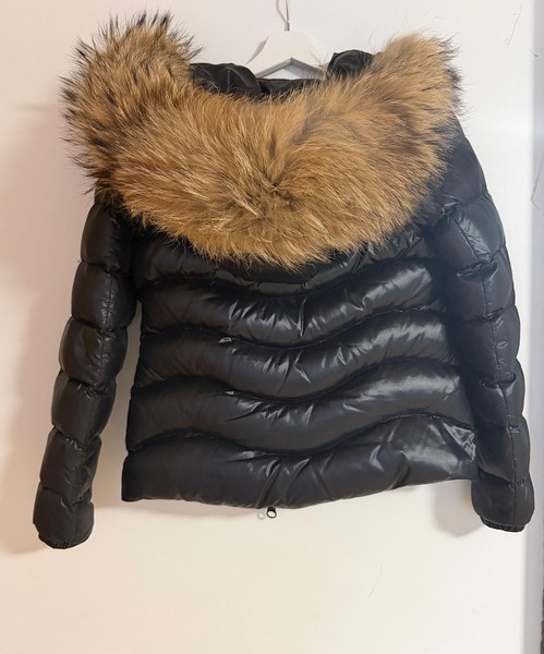 Daunenjacke mit Echtpelz, abnehmbar, Grösse XS