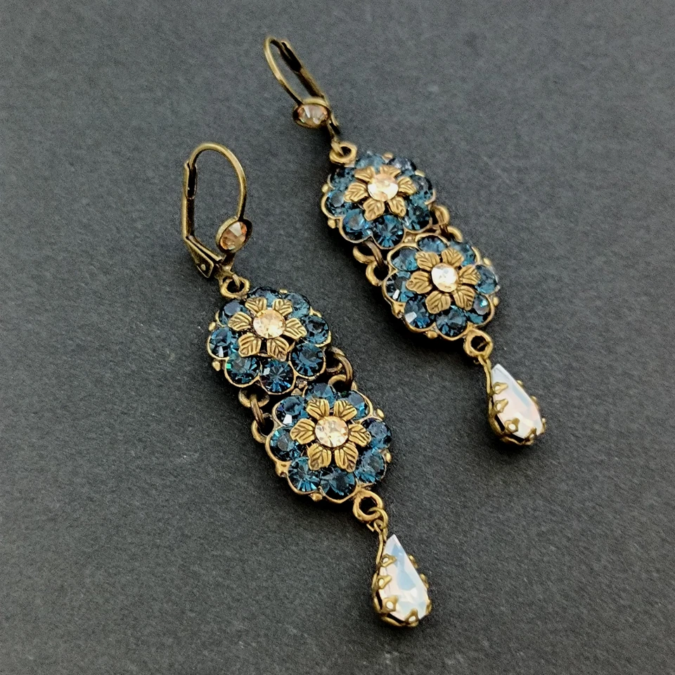 Victorian Revival Earrings Michal Negrin Drack Blue Elegant Floral Drop Romantic - Imagem 3 de 4