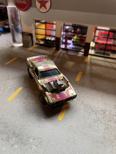 De colección Hot Wheels, línea roja, Roger Dodger - Imagen 5 de 6