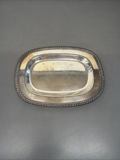 Ancien plat rectangulaire en plaqué argent signé LR/ LB B9