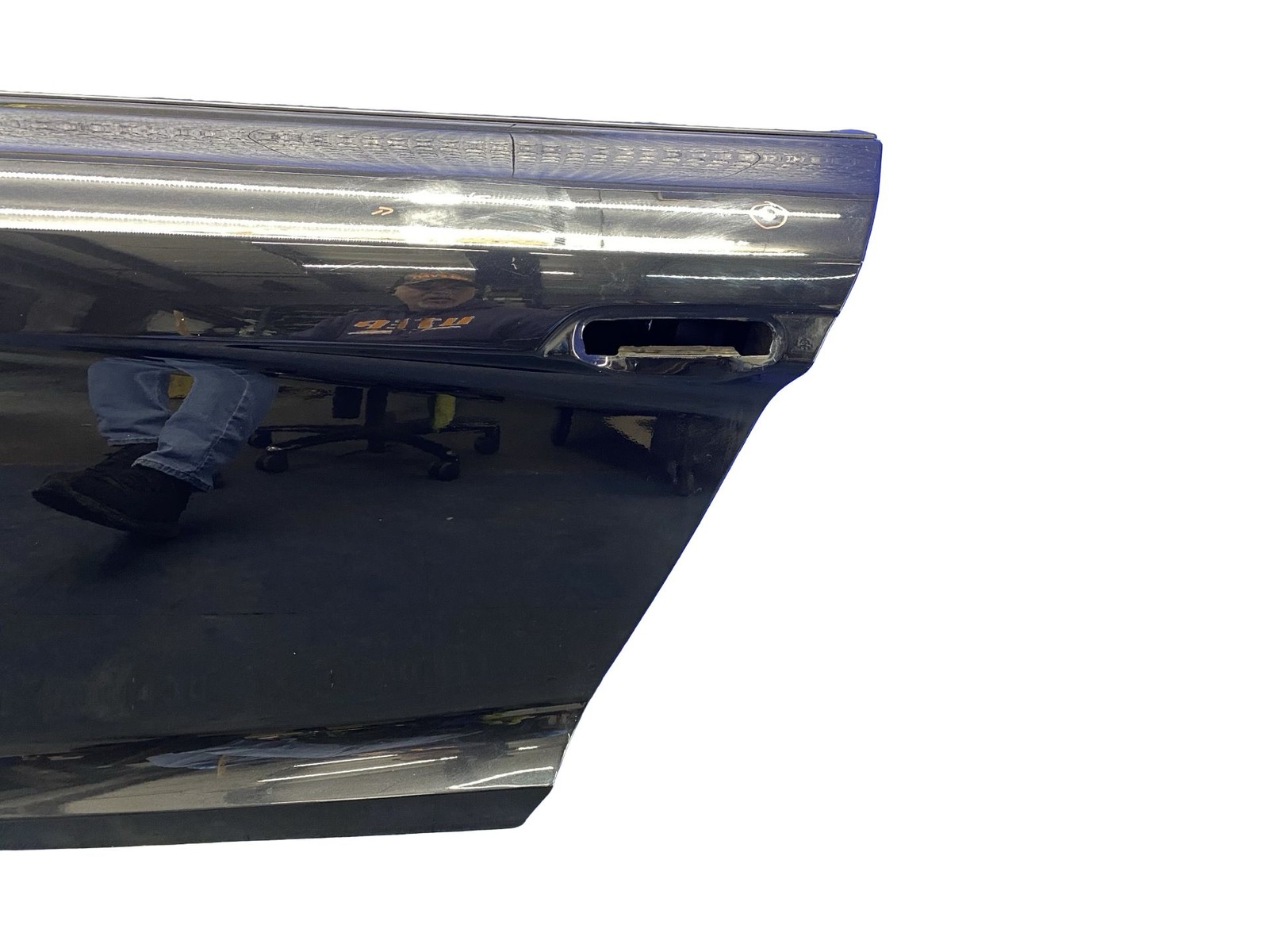 2008-2015 AUDI R8 TYPE 42 OEM FRONT LEFT DOOR SHELL PHANTOM BLACK PEARL *DENT*