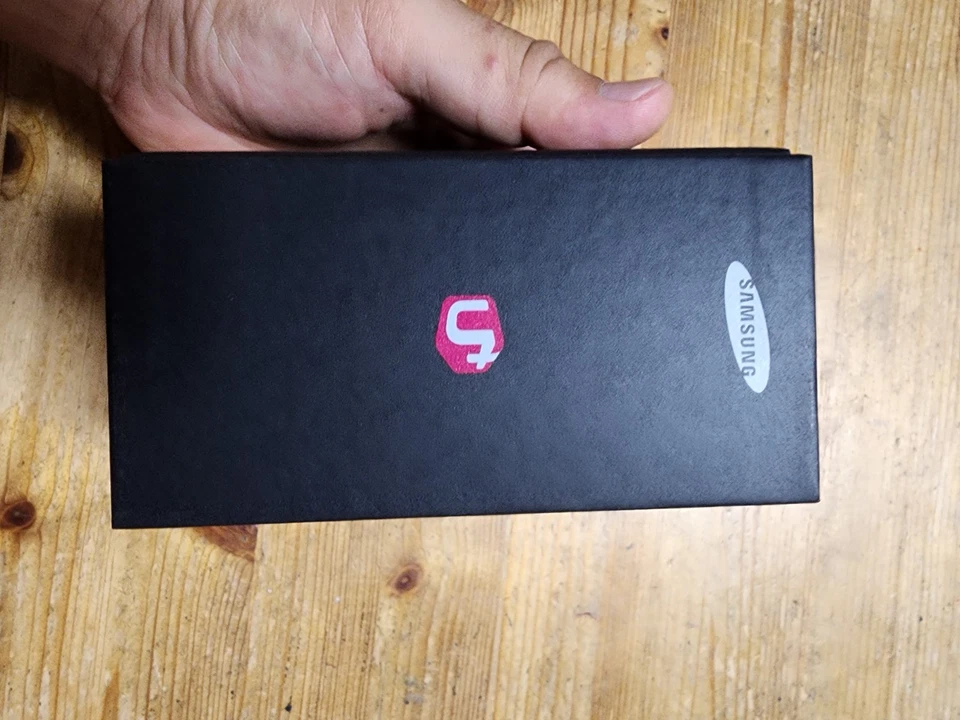 SAMSUNG GALAXY S2 16G BRAND NEW - Image 3 of 4