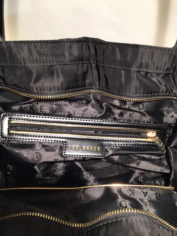 Ted Baker London Black Quilted Puffer Handbag Detachable Shoulder Strap VGUC - Image 3 of 4