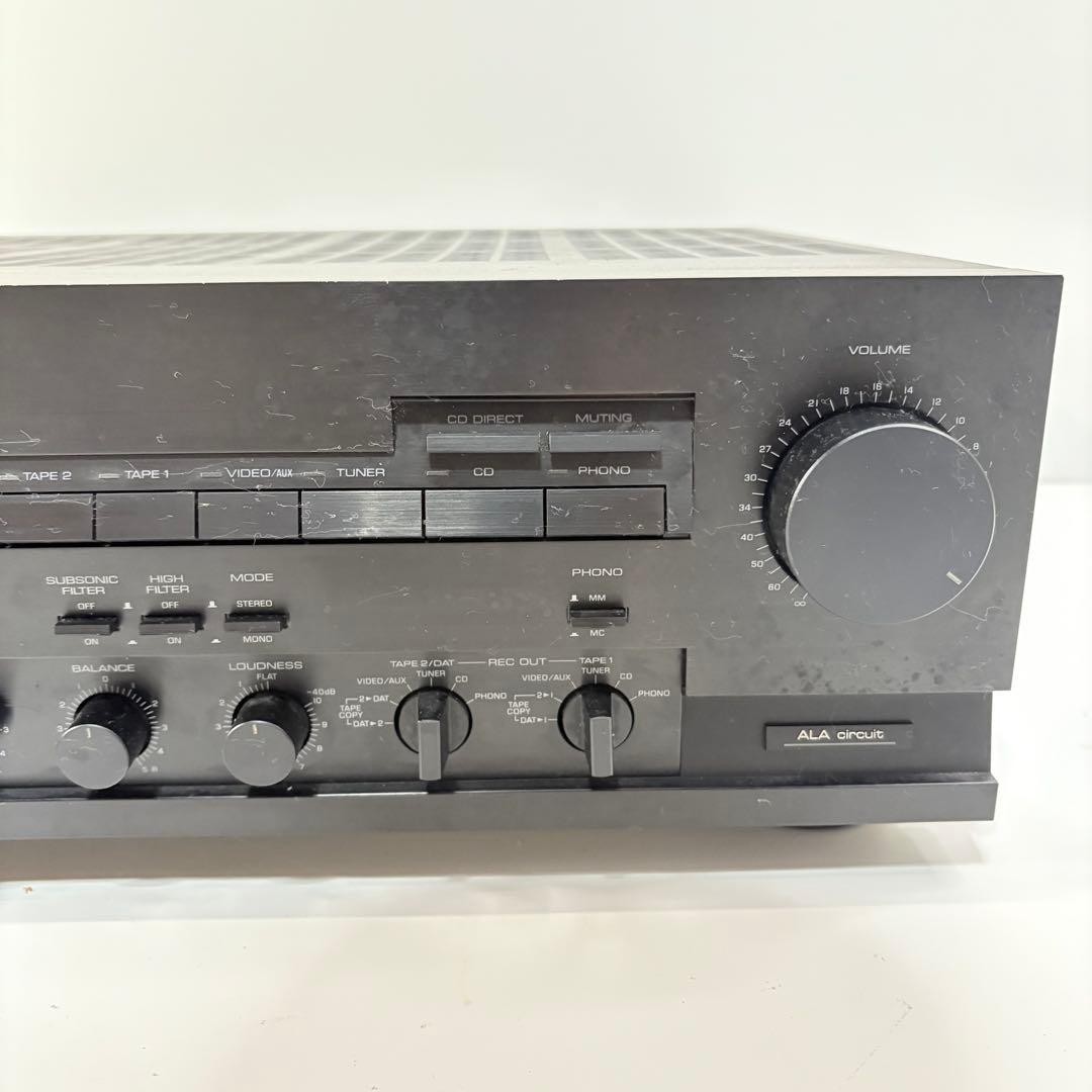 Yamaha AX-900 Integrated NATURAL SOUND STEREO AMPLIFIER AX900