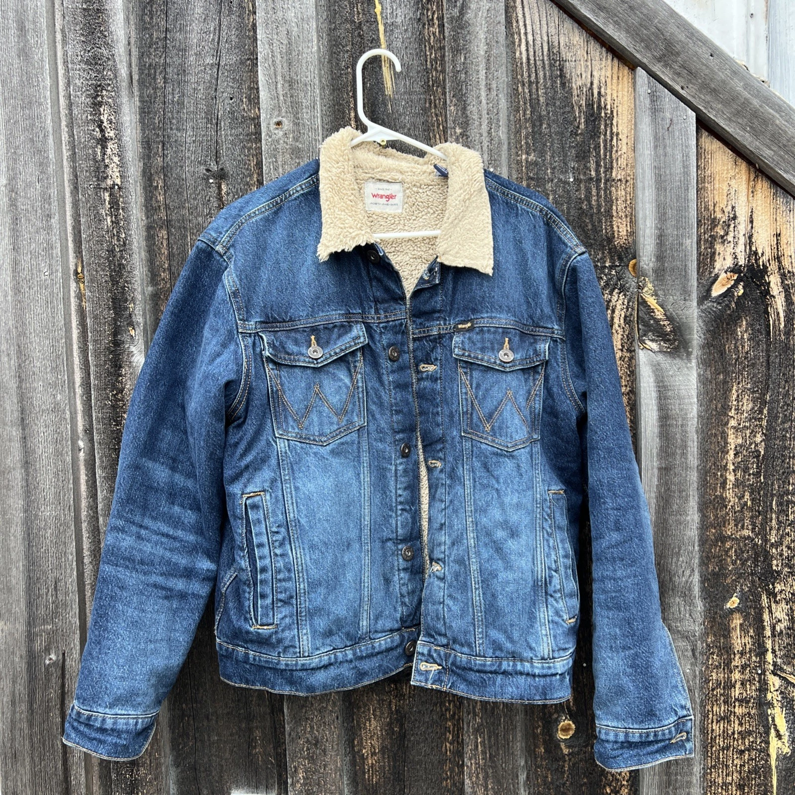 Basically New Vintage Inspired Wrangler Denim Jacket With Sherpa Collar Lining.