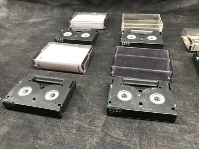 Lot de cinq mini DV cassettes , Films de famille non vérifié Film de baptême
