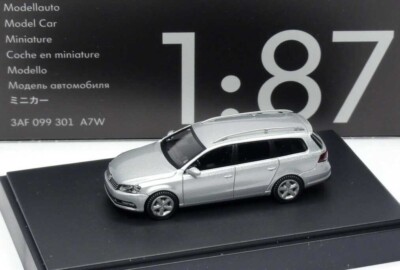 VW PASSAT 3C B7 VARIANT ESTATE HIGHLINE REFLEX SILVER 1:87 WIKING