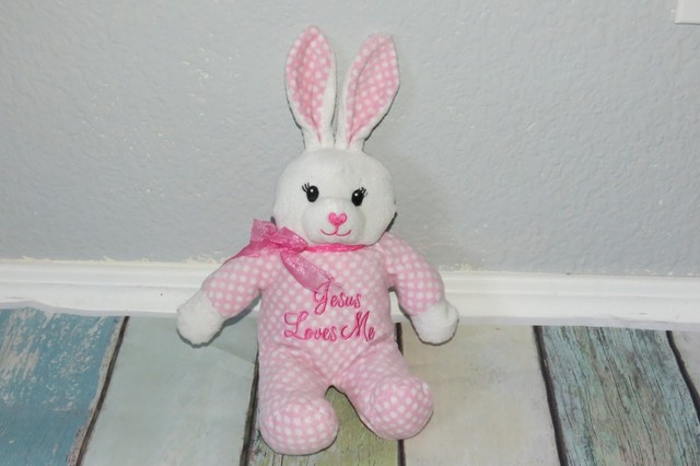 jesus loves me singing bunny