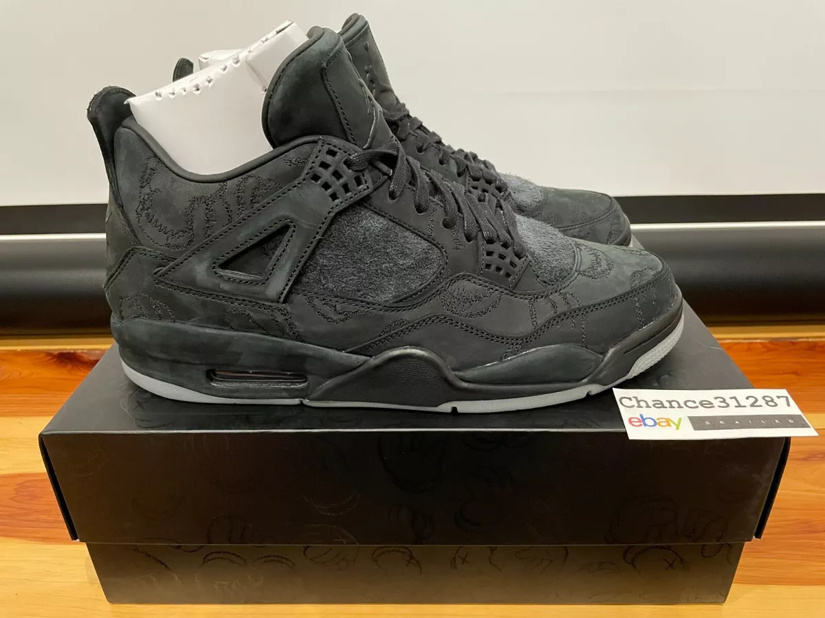 Air Jordan 4 Retro Kaws