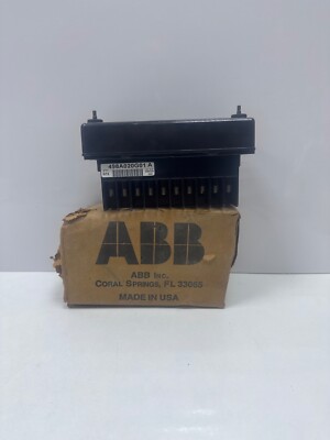 ABB 498A020G01 A, 10-POLE Fuß Schalter Typ FT-1, Hintere Anschluss (Damaged Box)