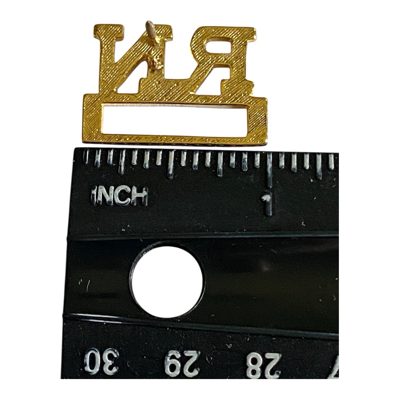 как выглядит Vintage Registered Nurse RN Badge Holder Gold Tone Lapel Pin Pinback E551 фото