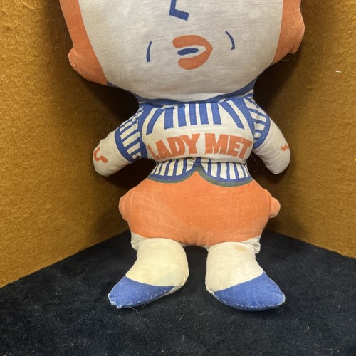 MUÑECA DE PELUCHE "MRS. MET" OFICIAL 1969 DE LOS NEW YORK METS - Pequeña mancha - Imagen 4 de 6