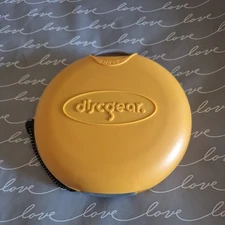 DiscGear Discus 40 CD/DVD/Game Holder Hard Shell Yellow Storage Carry Case New