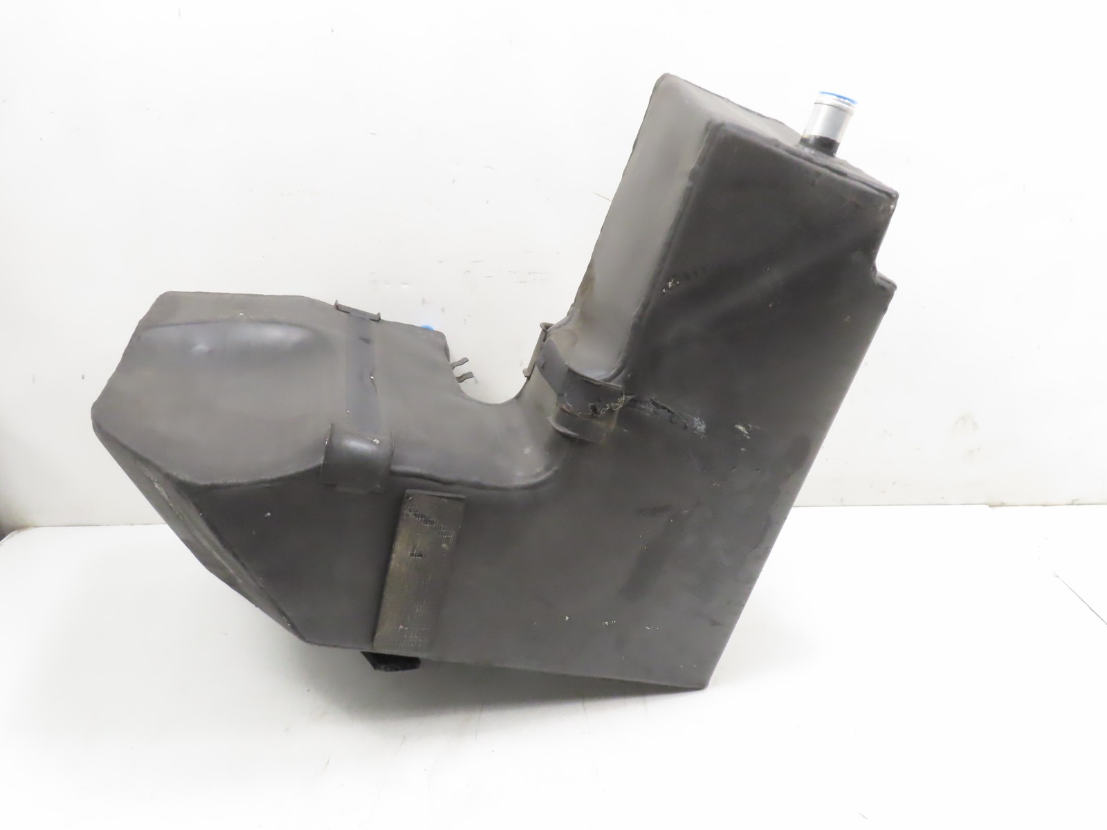 Lamborghini Gallardo 2006 Left Fuel tank P/N 400201075