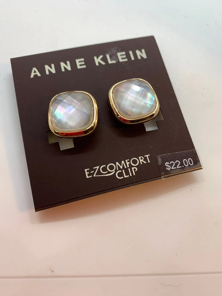 Brincos Anne Klein tom dourado falso esfregão Ez clipe conforto AK 101 US$ 22 - Imagem 3 de 4