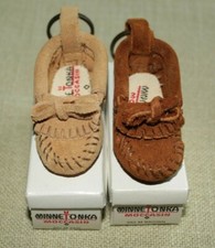Minnetonka Mokassin Schlüsselanhänger - rar - braun oder beige