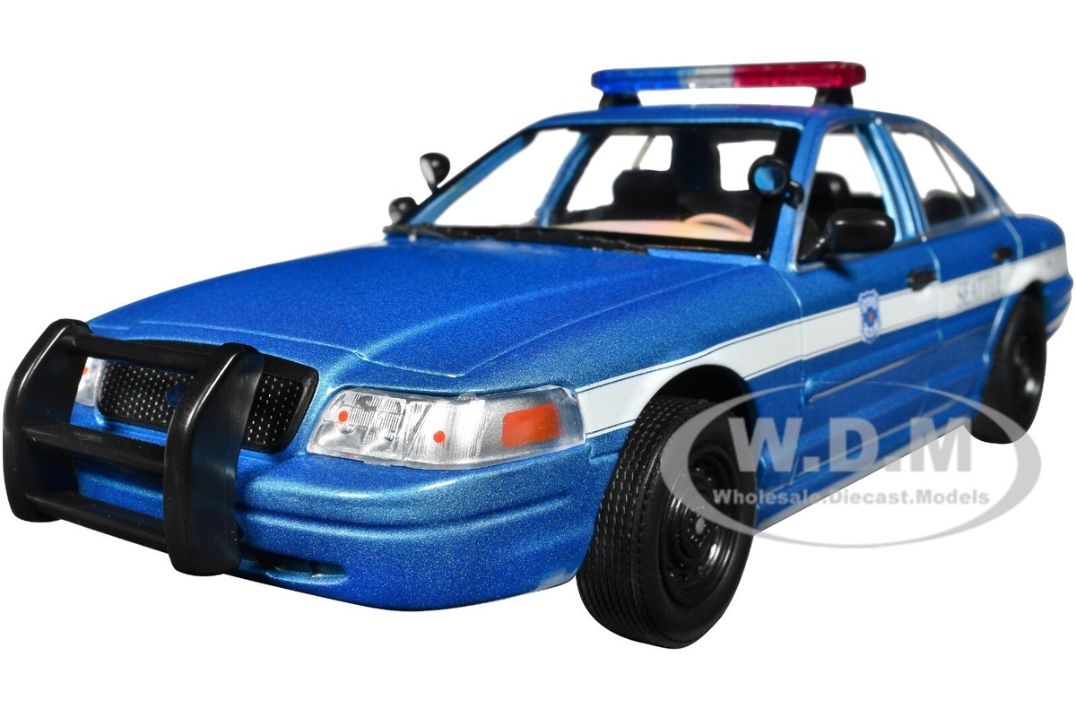 グリーンライト2001 FORD CROWN VICTORIA 2001 Ford Crown Victoria Police Interceptor Blue Met. 1/24