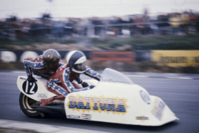 Derek Jones Brian Ayres Yamaha 1976 Motorcycle Racing Old Photo