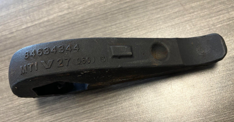 OEM 2020 2023 Silverado 2500 HD 3500 HD Torsion Bar Adjustment Arm Key