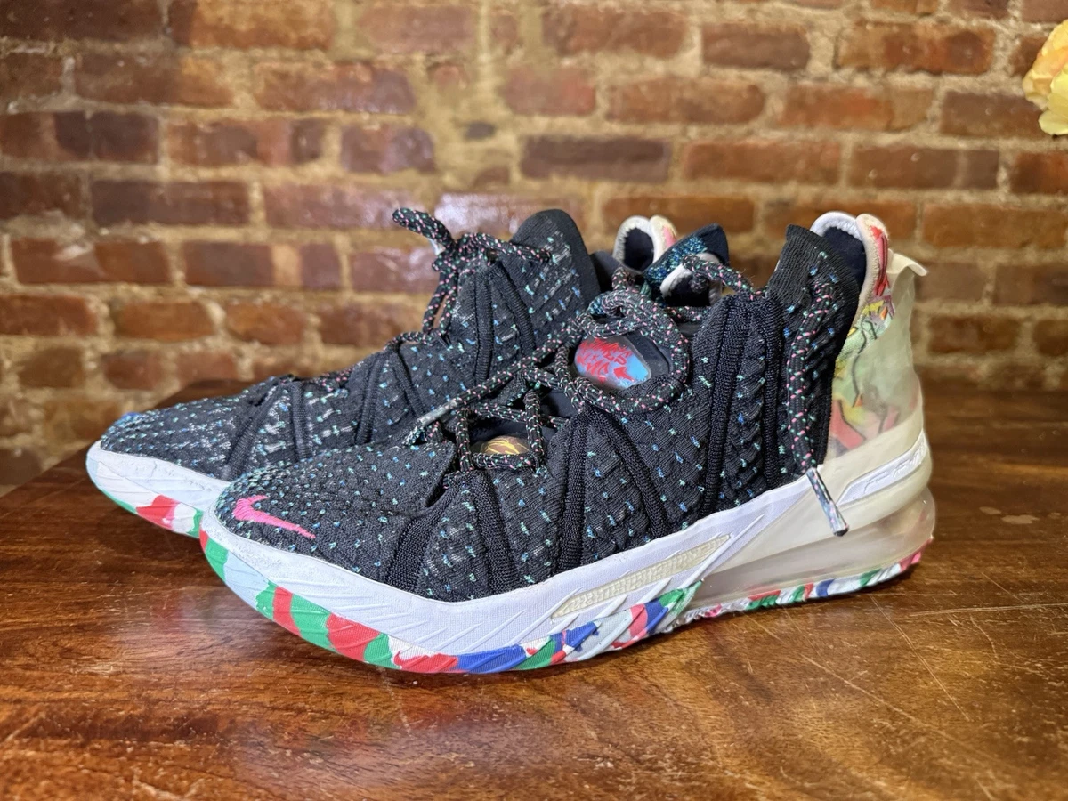 NIKE LeBron 18 James Gang CQ9283-002 Black MULTI Graffiti 