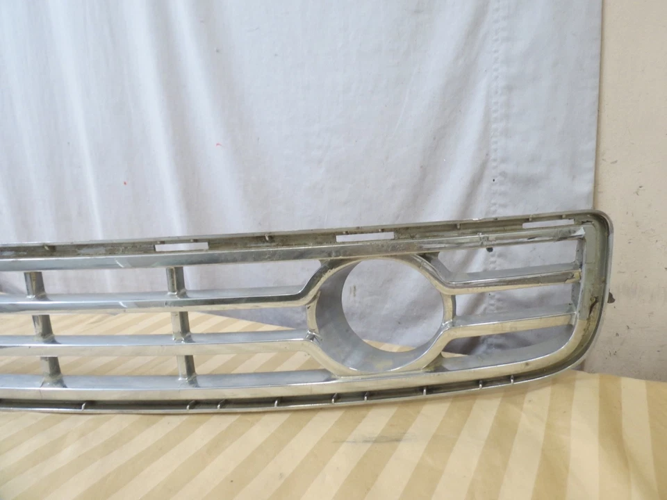 07 08 09-14 Lincoln Navigator Frontal Inferior Radiador Parachoques Parrilla Malla OEM Foto 2 de 4