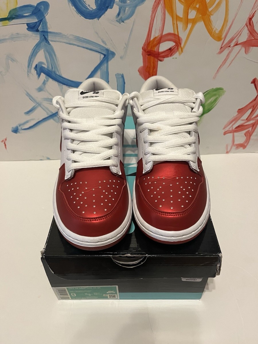 Men's Nike SB Dunk Low Supreme Jewel Swoosh Red CK3480-600 Men's Nike SB Dunk Low Supreme Jewel Swoosh Red CK3480-600