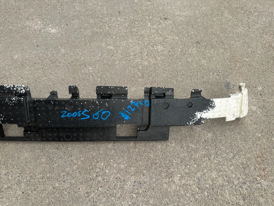 H307150 2005-2009 Volvo S60 refuerzo trasero espuma 8687451 OEM Foto 3 de 4