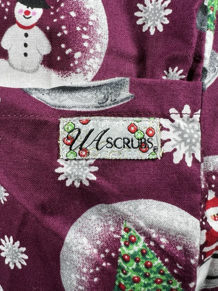 UA Scrubs Women's Top Size Small - Christmas Snow globe Pattern Work Uniform - Image 4 of 4