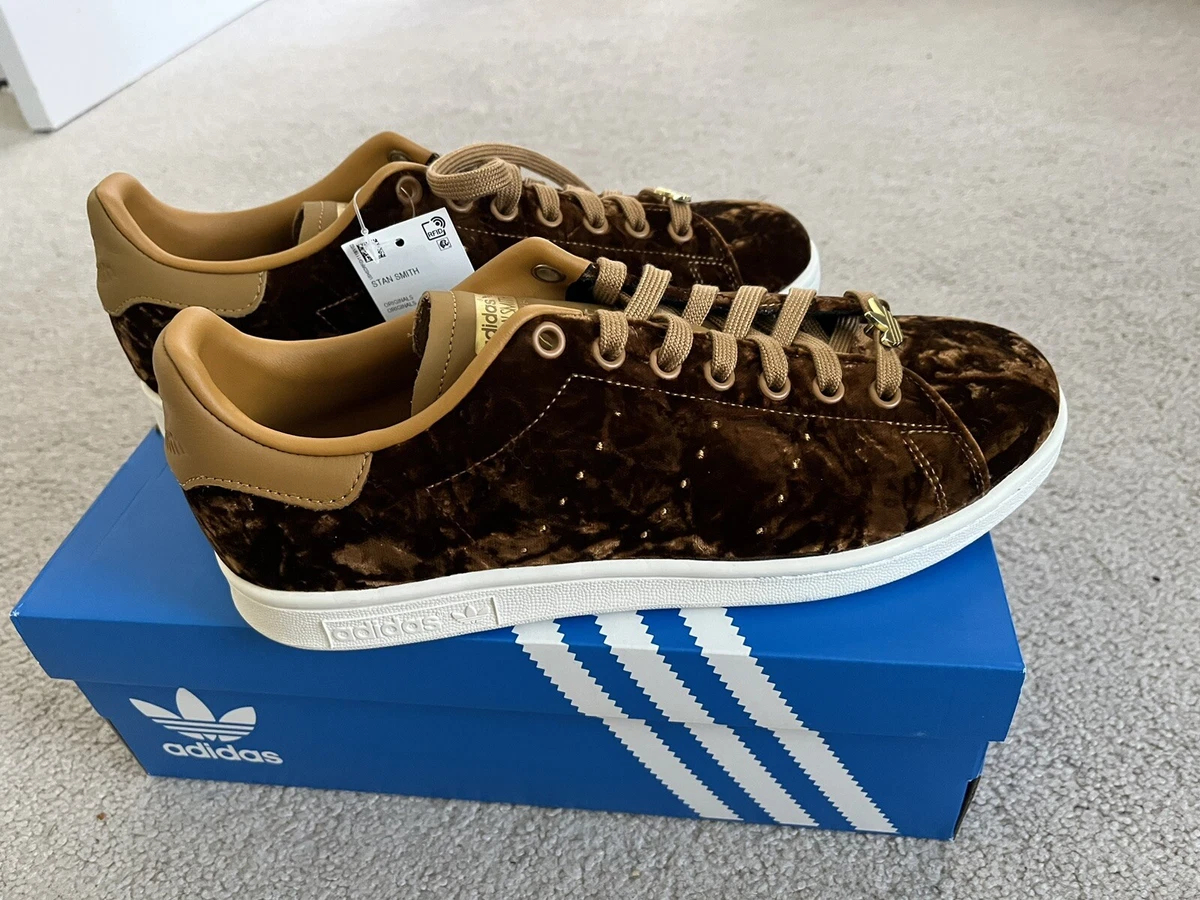 Size 8.5 adidas Stan Smith Velvet Pack Mesa 2019