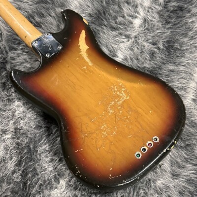 ギター　fender MUSTANG 0149130339_fen_ins_cbr_1_nr_1.